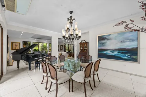 1841 Begonia St, Santa Maria San Juan PR 00927