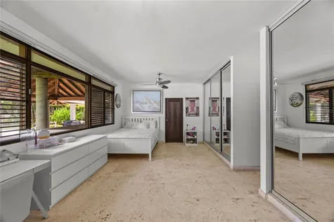 1841 Begonia St, Santa Maria San Juan PR 00927