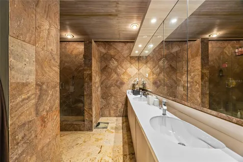 1841 Begonia St, Santa Maria San Juan PR 00927