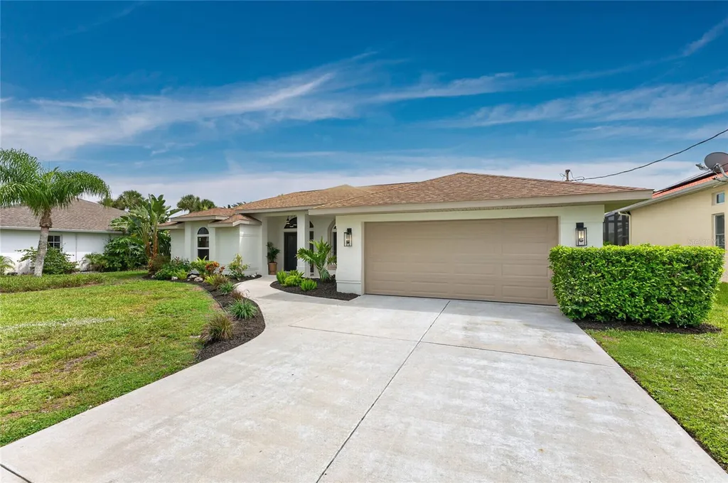 17 Sportsman Lane Rotonda West FL 33947