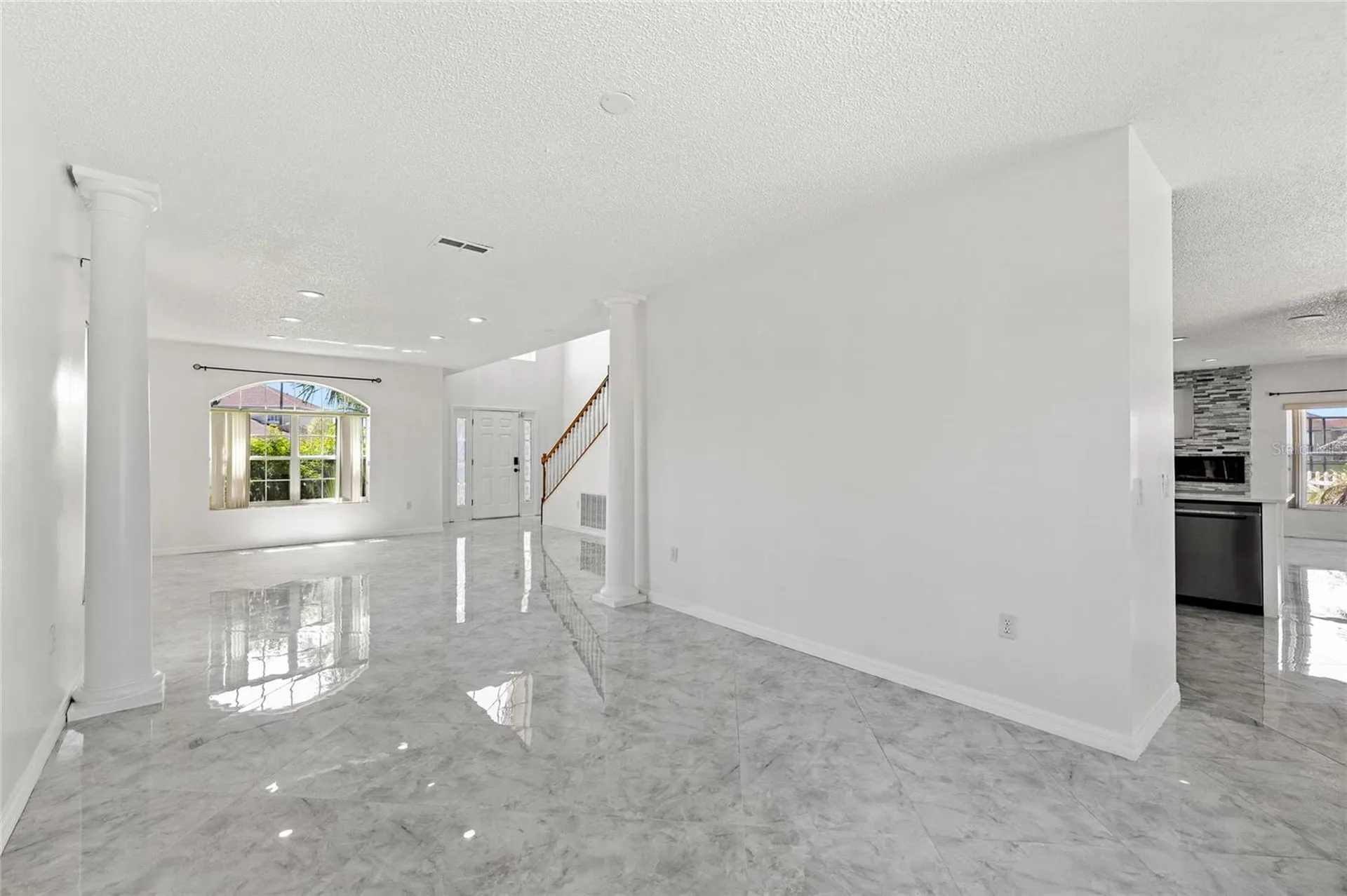 2528 Calla Lily Cove Kissimmee FL 34758