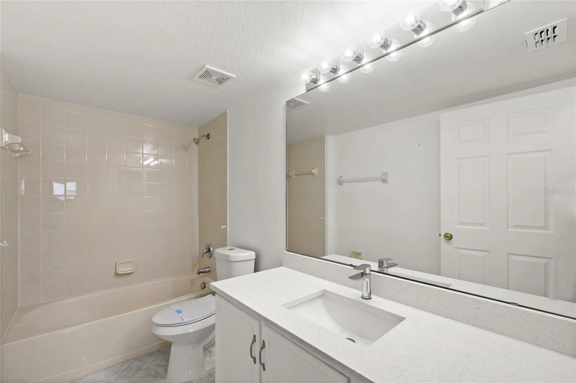 2528 Calla Lily Cove Kissimmee FL 34758