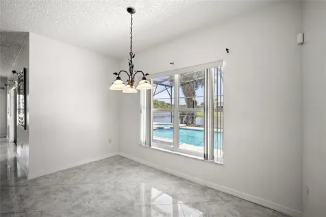 2528 Calla Lily Cove Kissimmee FL 34758