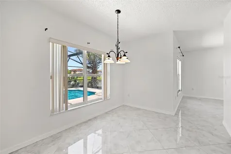 2528 Calla Lily Cove Kissimmee FL 34758
