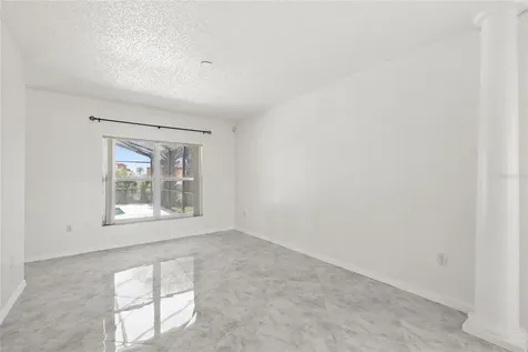 2528 Calla Lily Cove Kissimmee FL 34758
