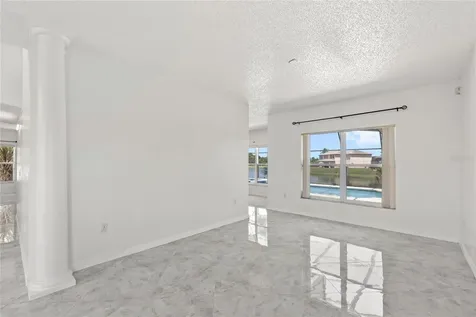 2528 Calla Lily Cove Kissimmee FL 34758