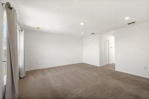 2528 Calla Lily Cove Kissimmee FL 34758