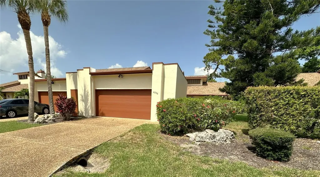 6206 Courtside Drive Bradenton FL 34210