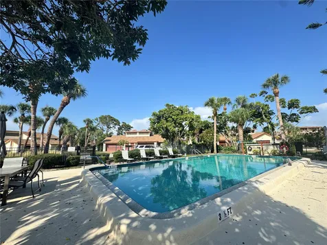 6206 Courtside Drive Bradenton FL 34210