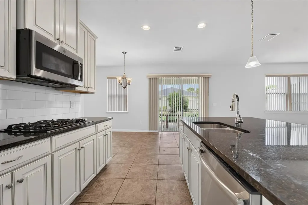 11628 Lake Lucaya Drive Riverview FL 33579
