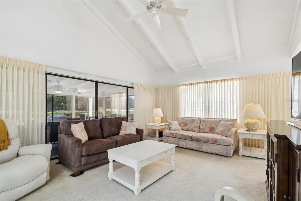 100 Lisa Lane Oldsmar FL 34677