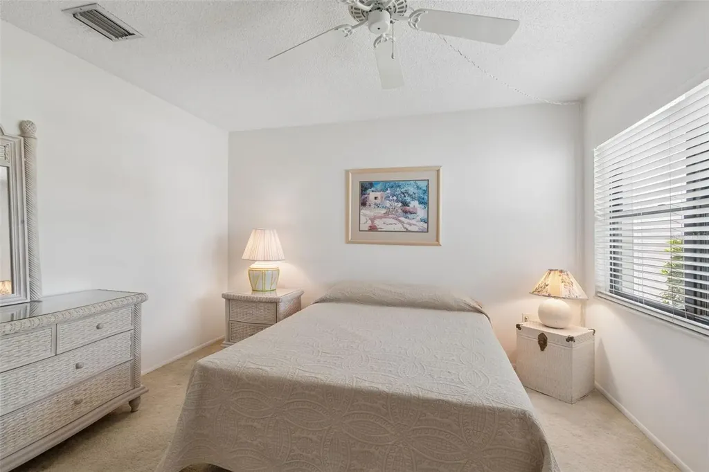 100 Lisa Lane Oldsmar FL 34677