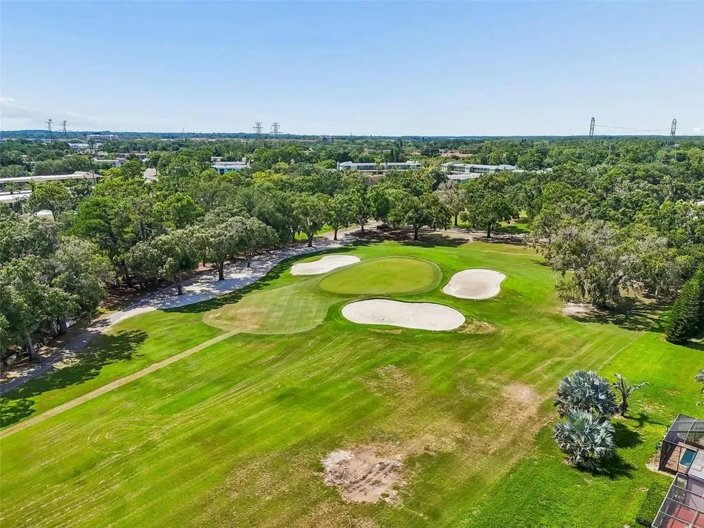 100 Lisa Lane Oldsmar FL 34677