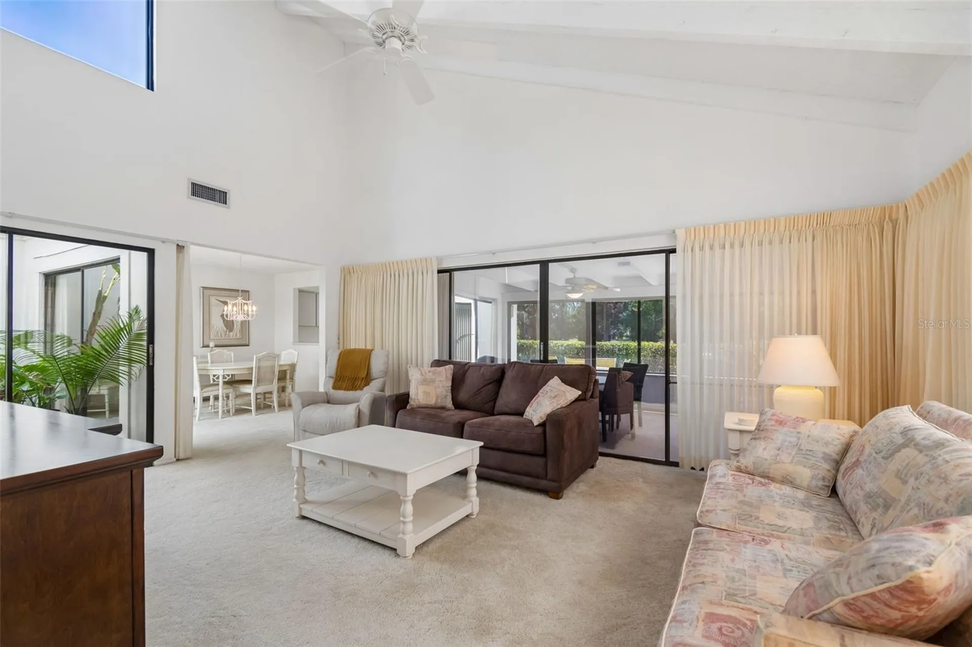 100 Lisa Lane Oldsmar FL 34677
