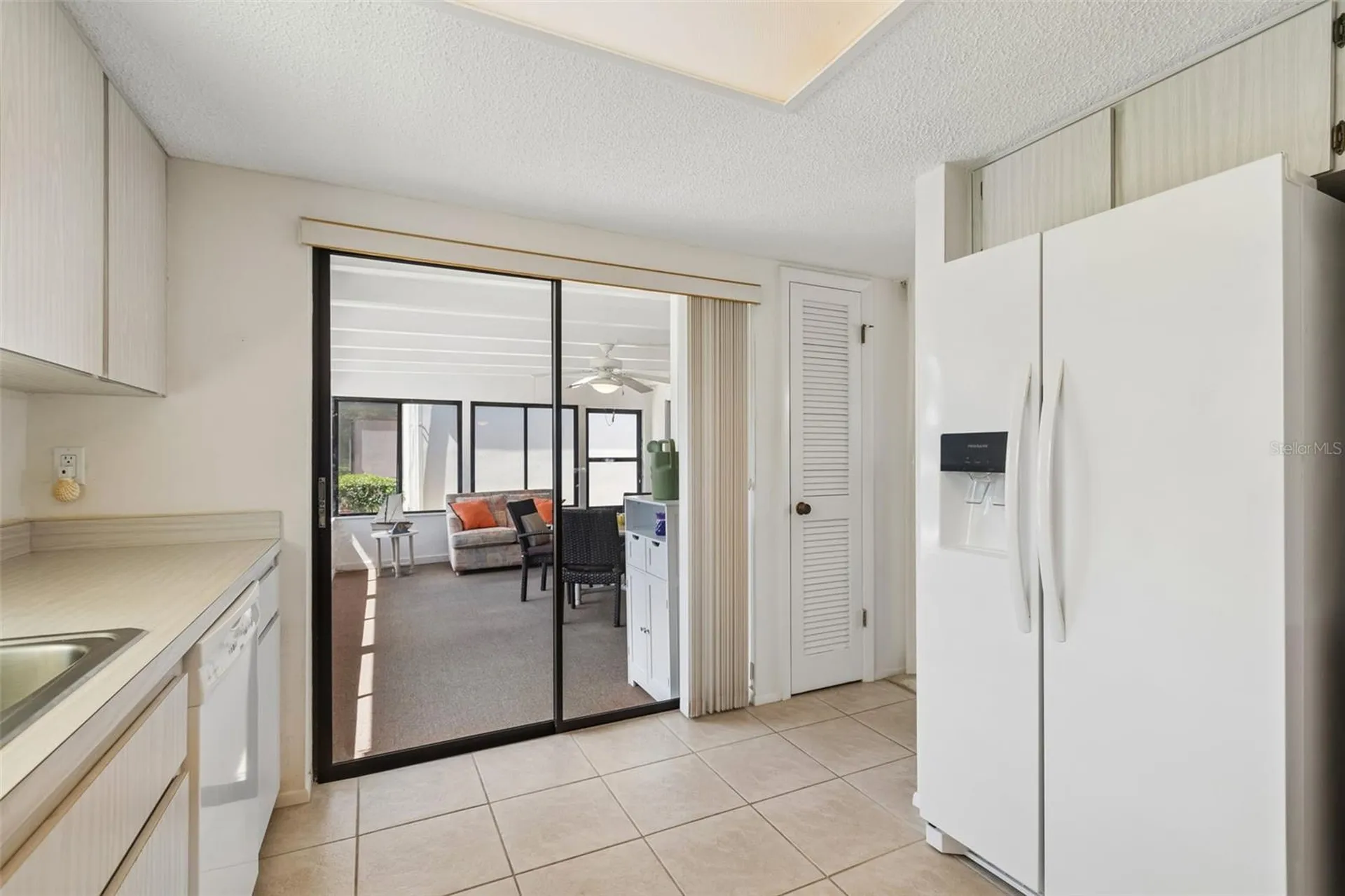 100 Lisa Lane Oldsmar FL 34677
