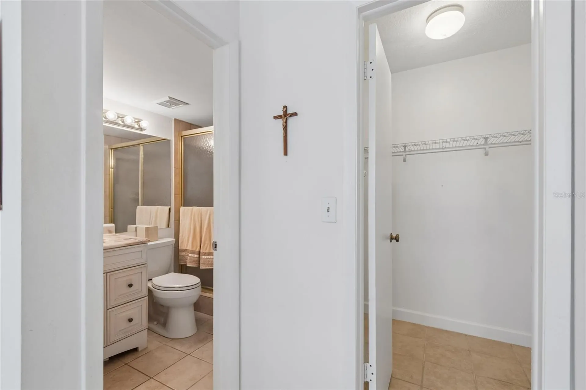 100 Lisa Lane Oldsmar FL 34677