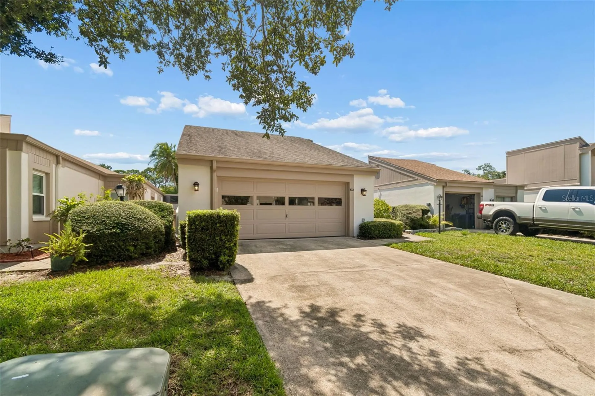 100 Lisa Lane Oldsmar FL 34677