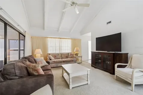 100 Lisa Lane Oldsmar FL 34677