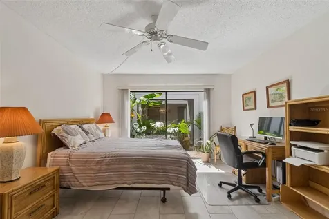 100 Lisa Lane Oldsmar FL 34677
