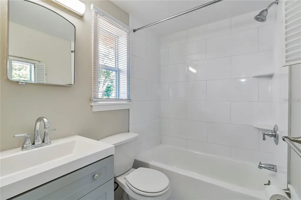 809 Illinois Avenue Palm Harbor FL 34683