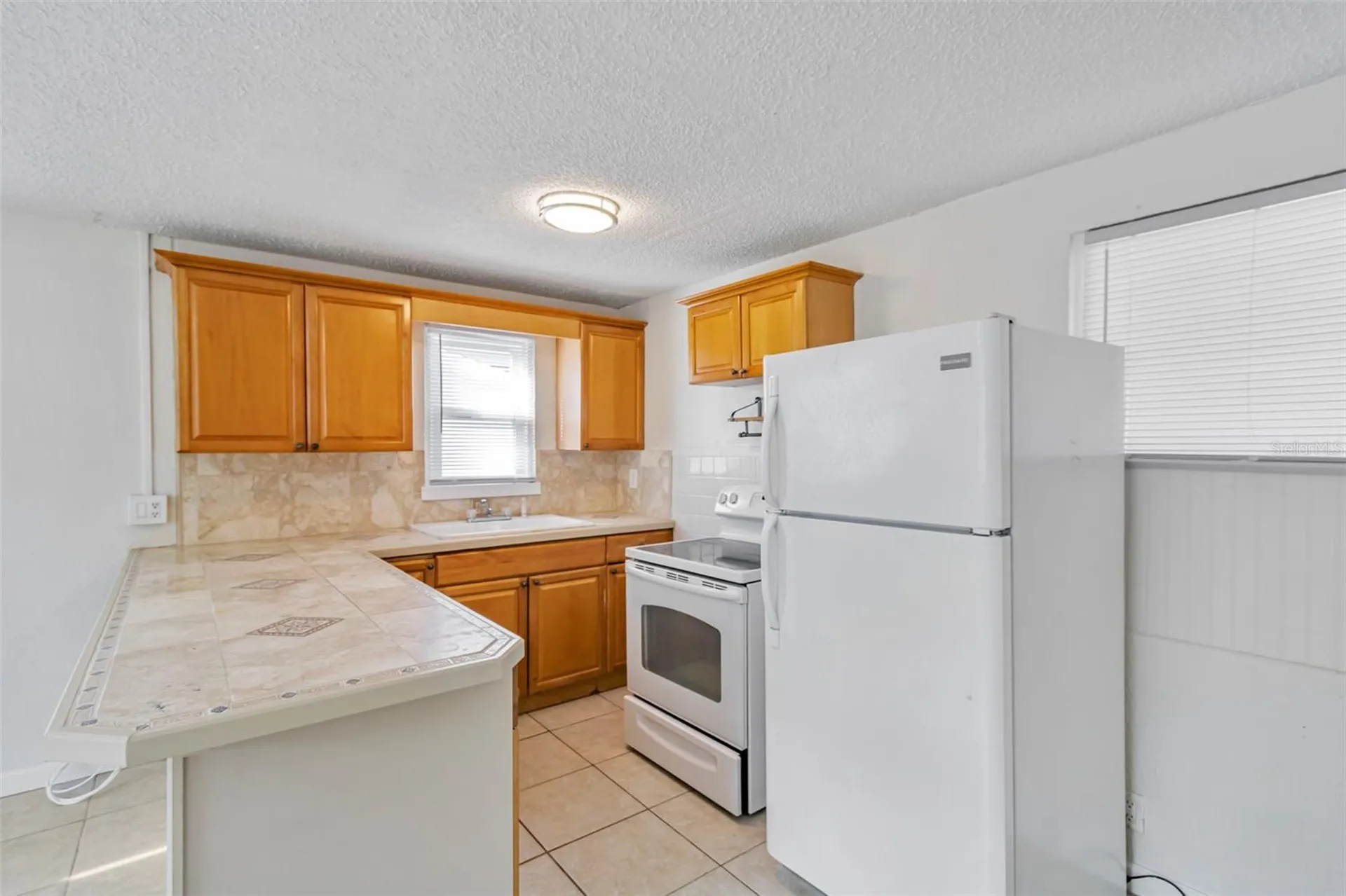 809 Illinois Avenue Palm Harbor FL 34683