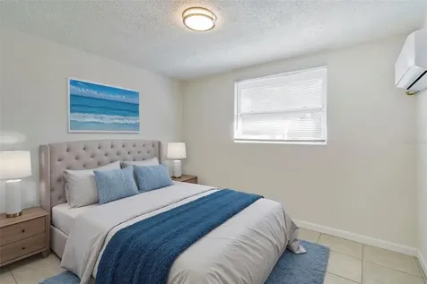 809 Illinois Avenue Palm Harbor FL 34683