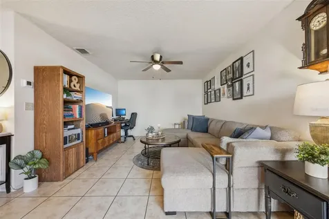 1402 & 1404 Pleasant Oak Lane Orlando FL 32804