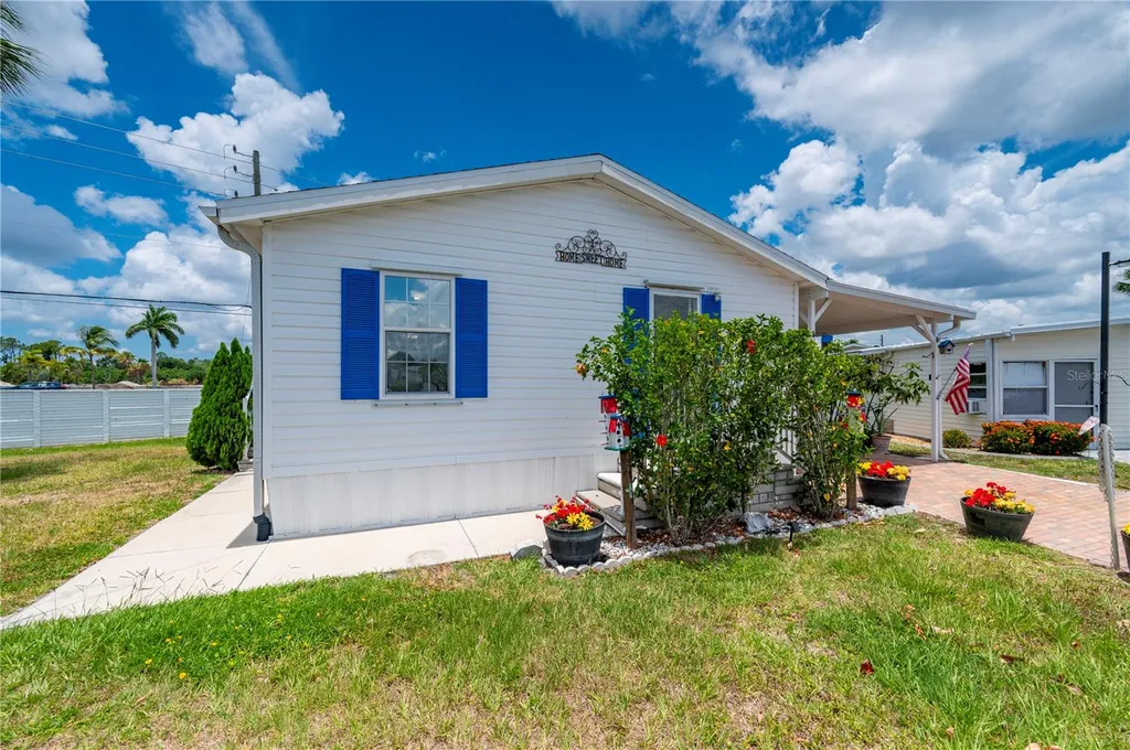 1000 Kings Highway Punta Gorda FL 33980