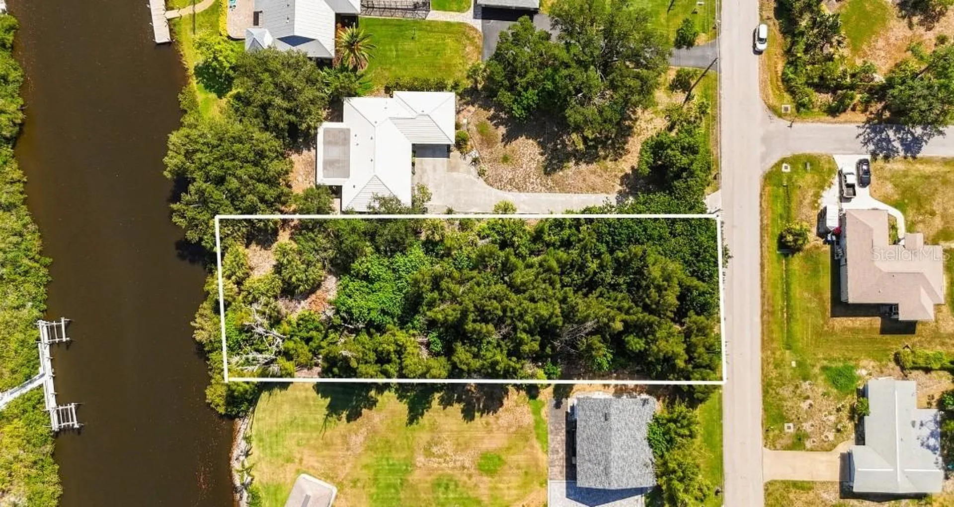 Lemon Bay Drive Venice FL 34293