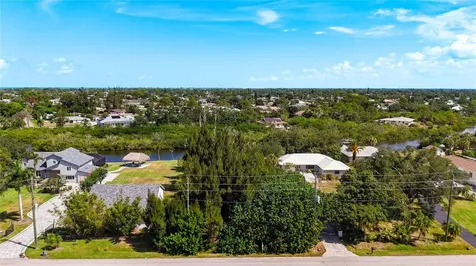 Lemon Bay Drive Venice FL 34293