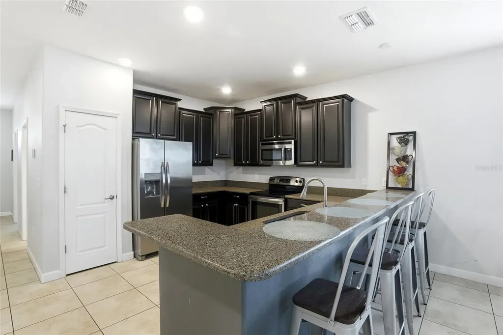 9039 Shadow Mountain Street Davenport FL 33896
