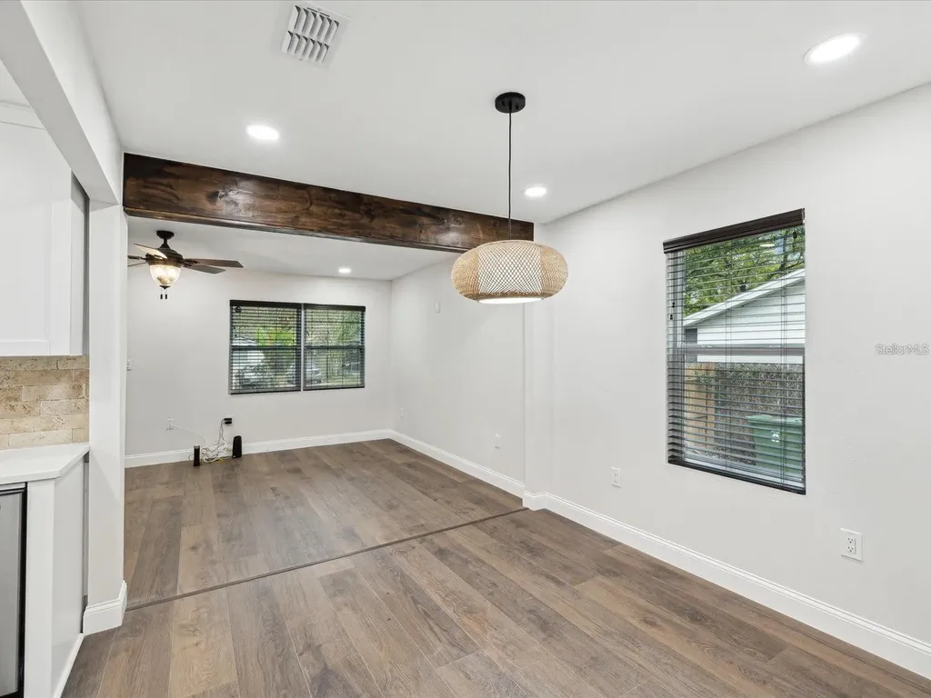 1008 E Norfolk Street Tampa FL 33604
