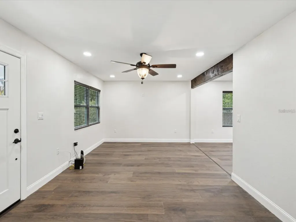 1008 E Norfolk Street Tampa FL 33604