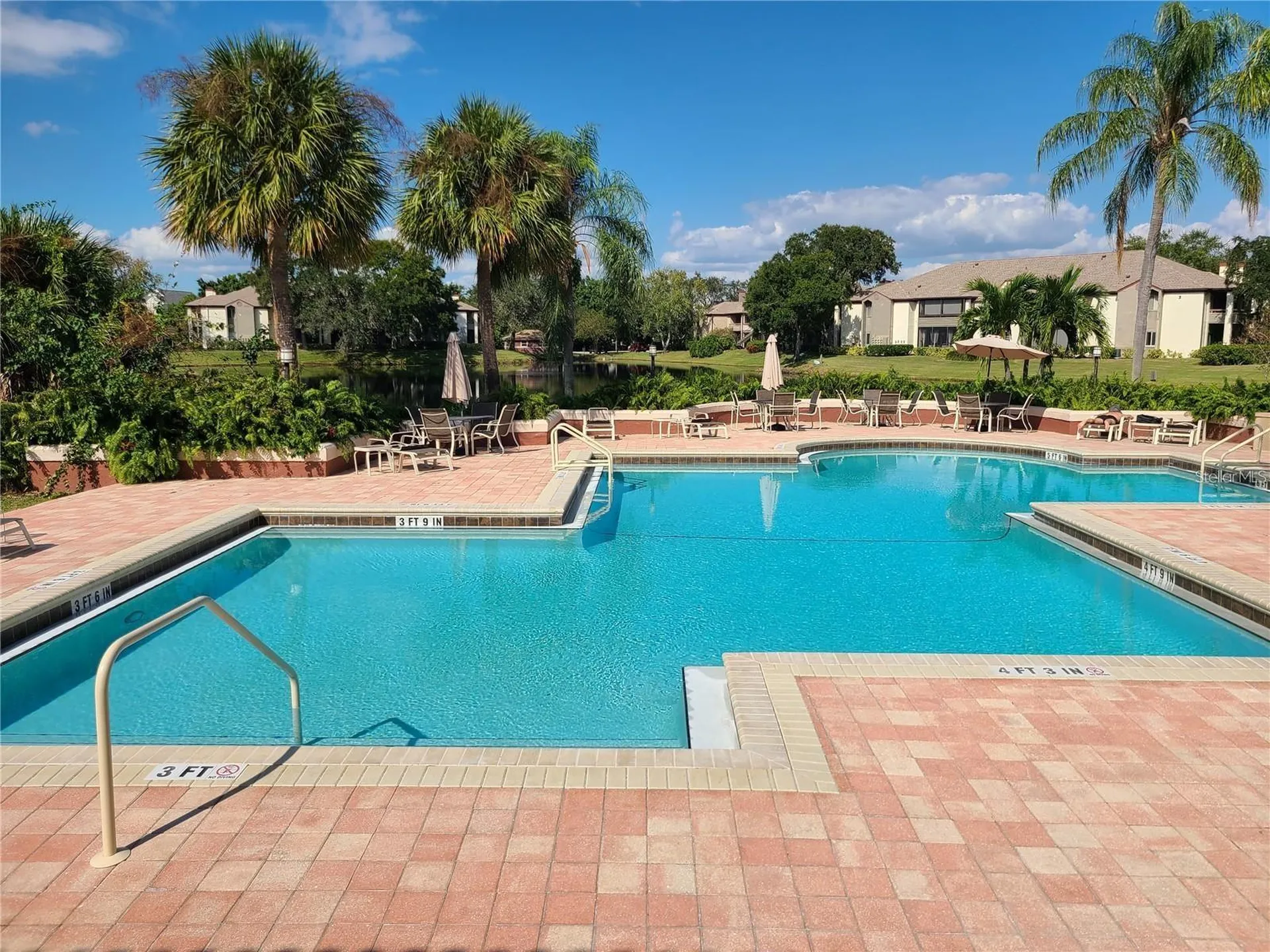 10265 Gandy Boulevard N St Petersburg FL 33702