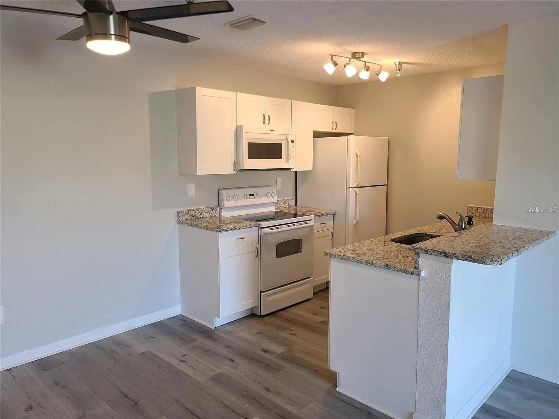 10265 Gandy Boulevard N St Petersburg FL 33702