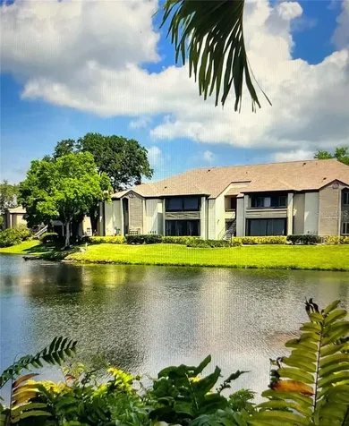 10265 Gandy Boulevard N St Petersburg FL 33702