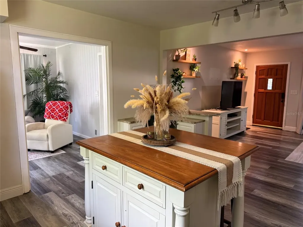 2220 Norman Drive Clearwater FL 33765
