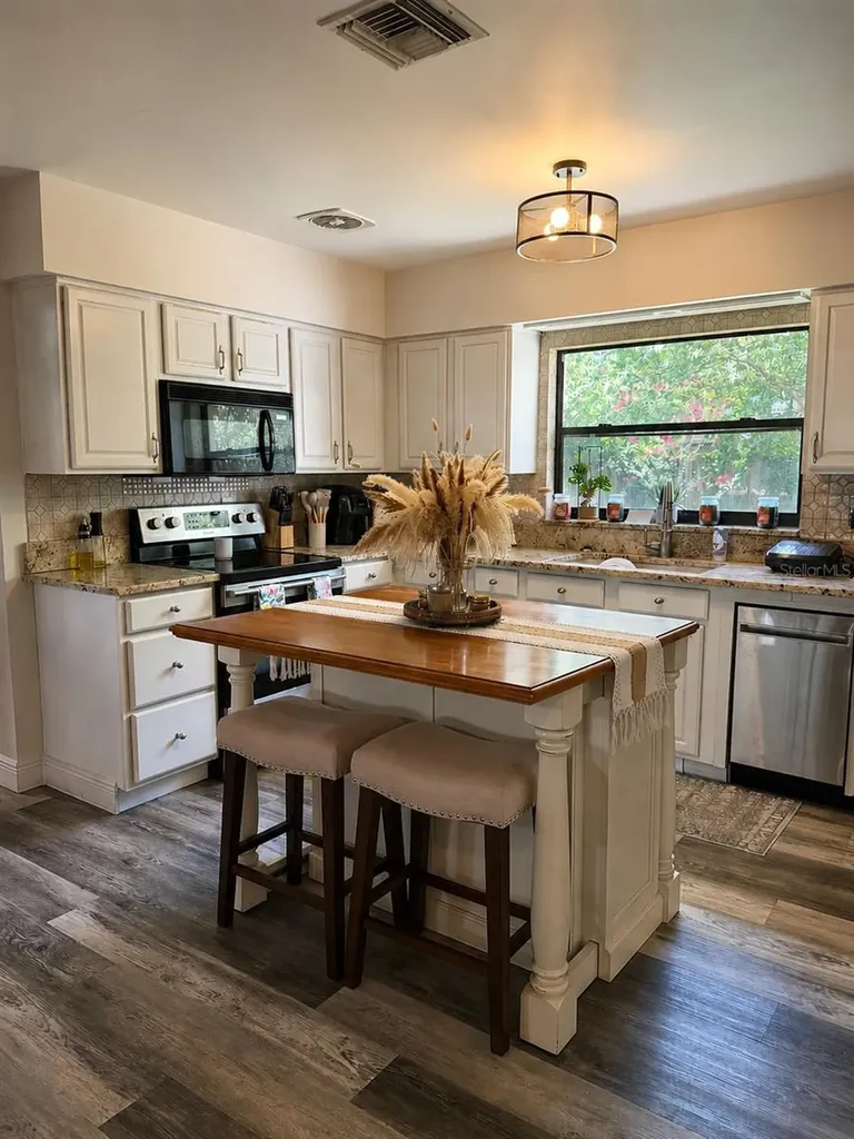 2220 Norman Drive Clearwater FL 33765