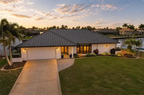 602 Via Tunis Punta Gorda FL 33950