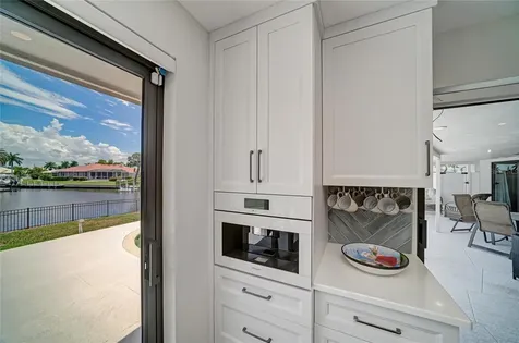 602 Via Tunis Punta Gorda FL 33950