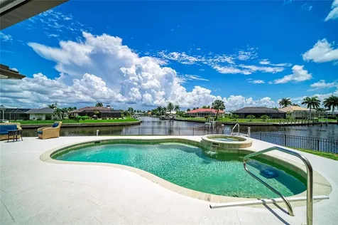 602 Via Tunis Punta Gorda FL 33950