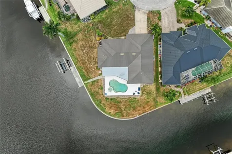 602 Via Tunis Punta Gorda FL 33950