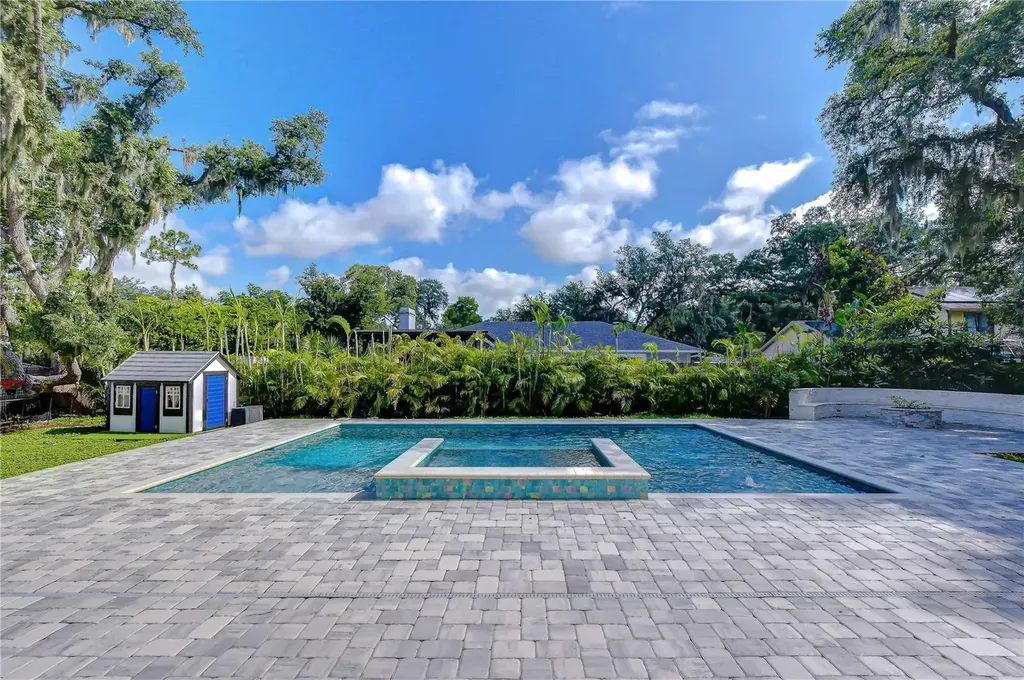 106 Bayfield Drive Brandon FL 33511