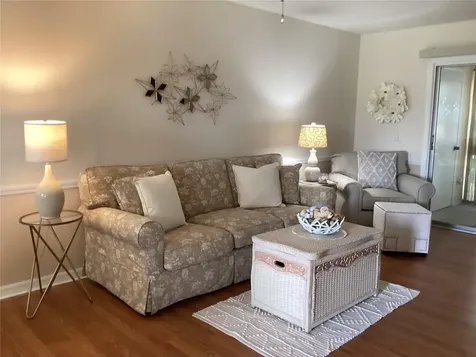 1250 S Pinellas Avenue Tarpon Springs FL 34689