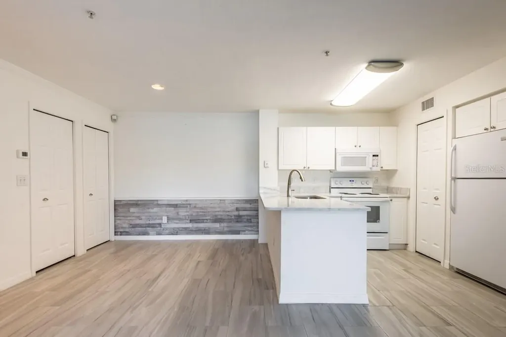 4209 Woodstorks Walk Way Lutz FL 33558