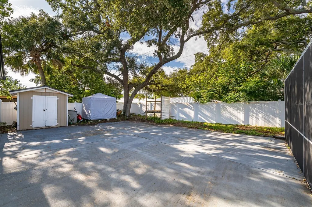 2462 Carolton Road Maitland FL 32751