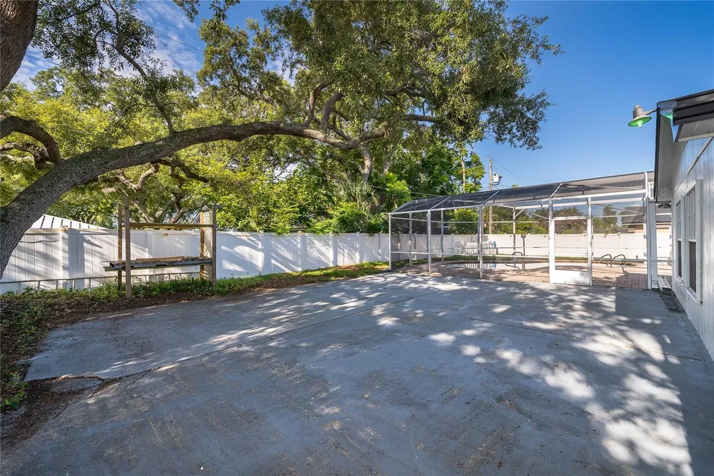 2462 Carolton Road Maitland FL 32751