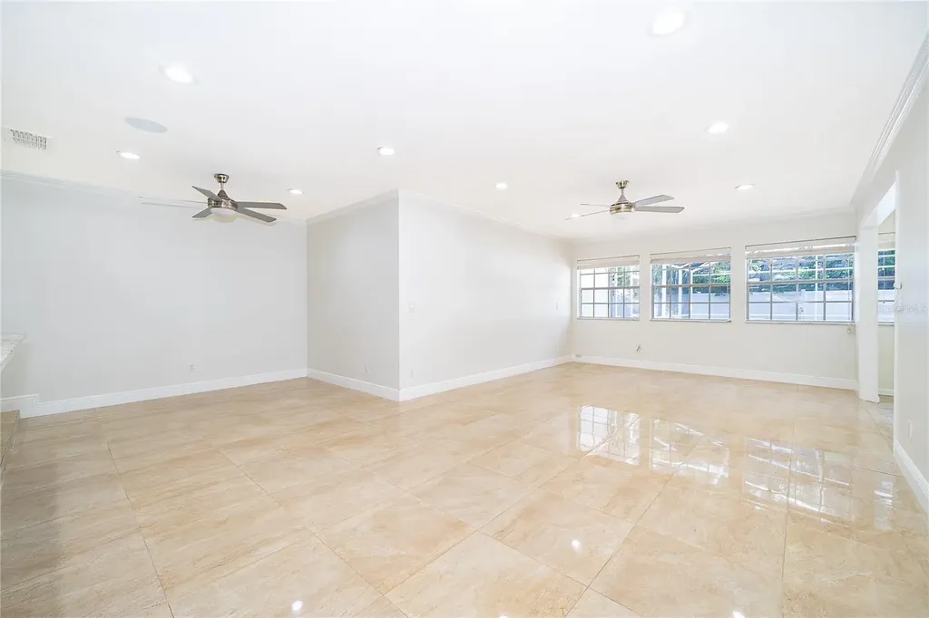 2462 Carolton Road Maitland FL 32751