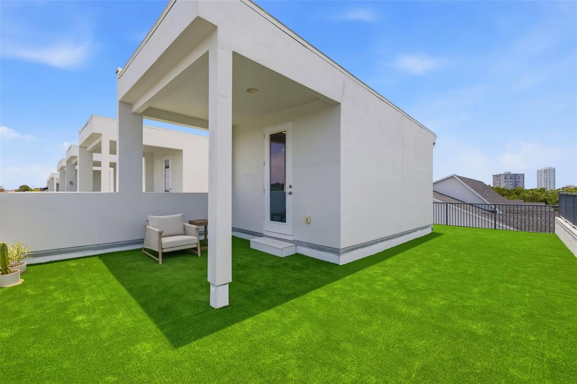 2442 W Mississippi Avenue Tampa FL 33629