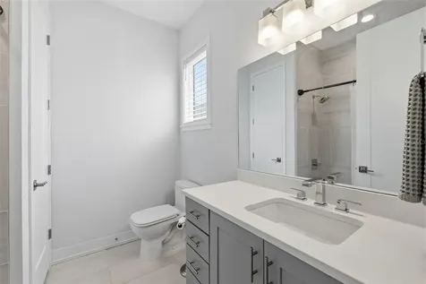 2442 W Mississippi Avenue Tampa FL 33629